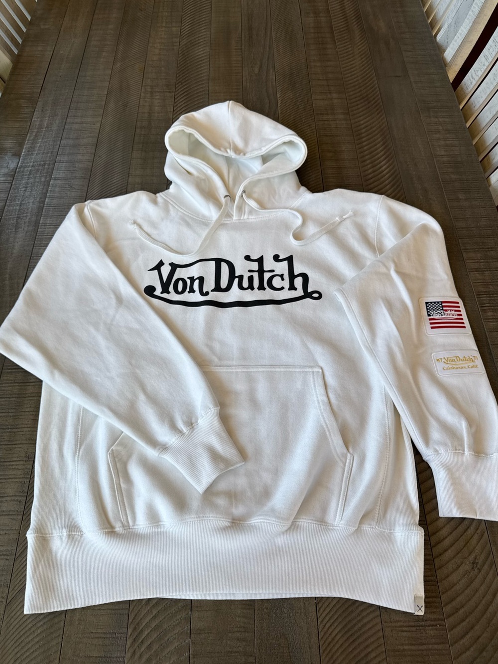 Von Dutch by Vineyard Crew
Von Dutch Calabasas, Ca White Hoodie Men’s Size XL - Picture 2 of 11